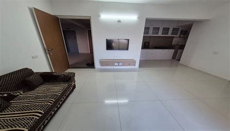2.5 bhk flat for rent in elite mercury without brokerage.