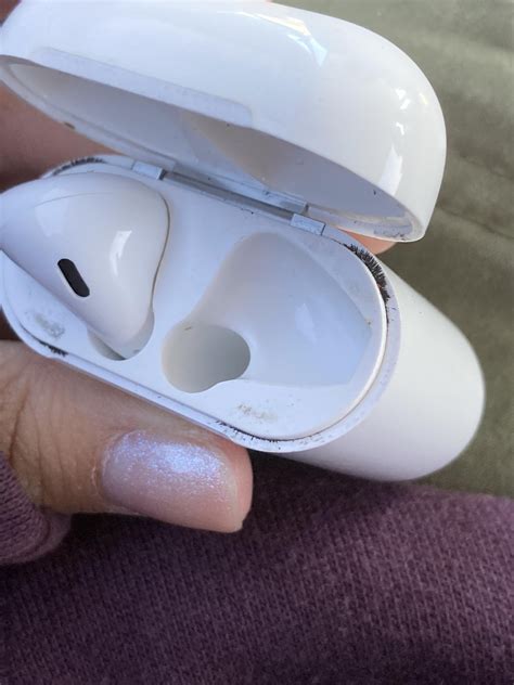 Anyone know what’s going on? It’s coming out of the case : r/airpods