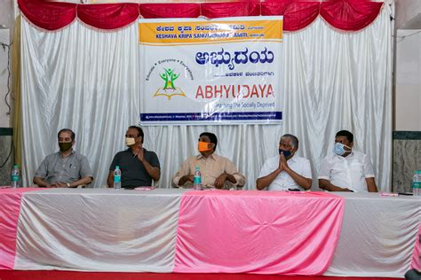 Desktop distribution to economically backward students 11-APR-2021 ...