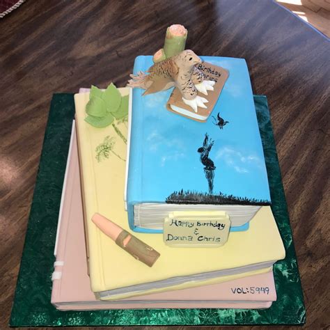 Stacked Book Cake Tutorial 的图像结果