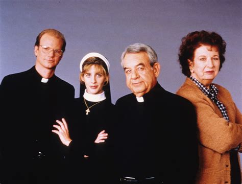 Tom Bosley Father Dowling