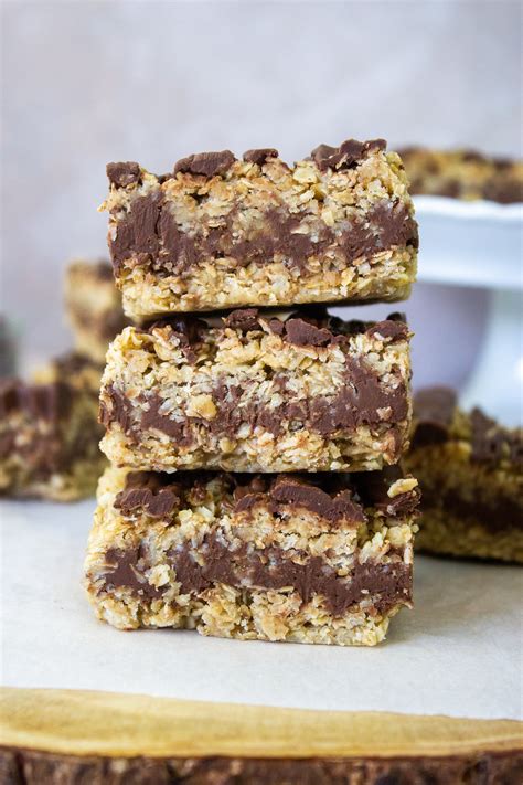 Easy No Bake Chocolate Oat Bars Recipe | Deporecipe.co