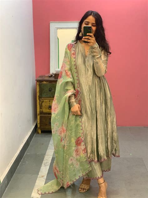 Sage Green Tissue silk kurta set of 3 – Hasli India