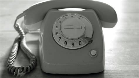 Retro Landline-Style Mobile Goes Viral As Screen-Time Fix, Crosses Rs 1 ...