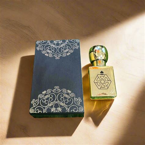 Roll-On Attar in Golden Coating Premium Bottle - 10ml/6ml – Crafiteria