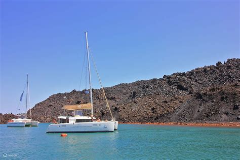 Santorini Sunset Catamaran Cruise: Swim Stops, Dinner and Drinks ...