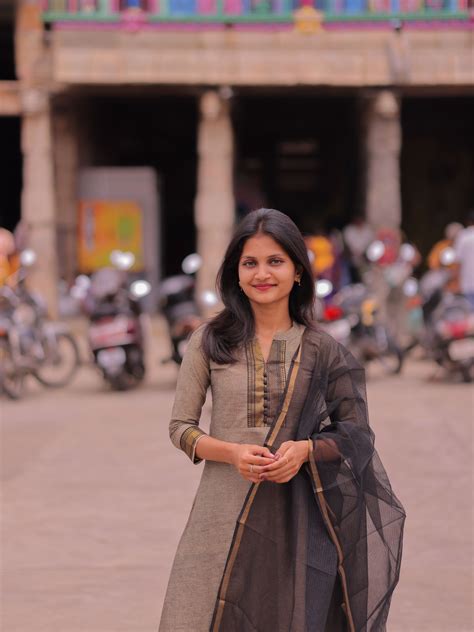 AK110 - Gray Mangalagiri with Temple Border Kurti Set – anidesignerhouse