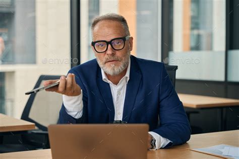Busy Office Worker 的图像结果