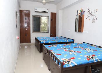 3 Best Women Hostels in Rajkot - Expert Recommendations