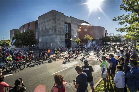 Fotos: Así ha sido la salida de la primera etapa de La Rioja Bike Race ...