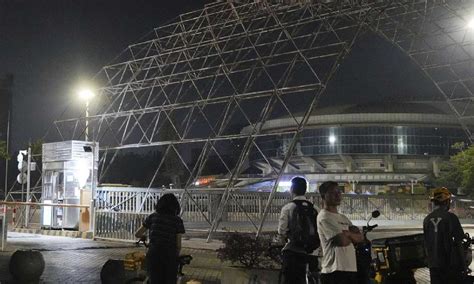 35 dead as driver hits crowd in Chinese city