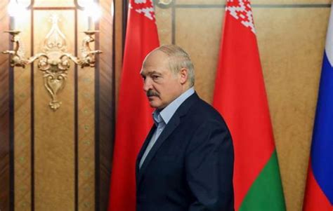 卢卡申科承诺公投后白俄可重新选举，但分析称让步效果有限|界面新闻 · 天下