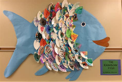 28 Collaborative Art Ideas 32E | Rainbow fish, Rainbow fish crafts ...