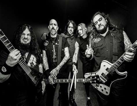 Channel Zero doet het licht uit in de Lotto Arena: ‘Grijp je kans, want ...