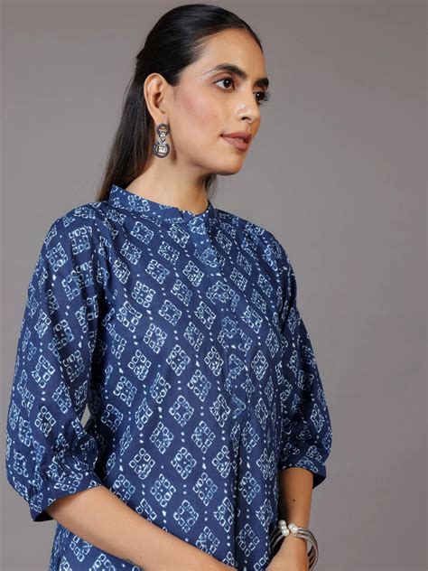 Buy Short Kurtis for Women Online in India | Libas