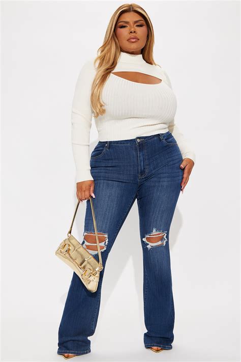Discover Plus Size Bootcut Jeans | Fashion Nova