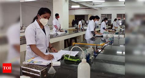 ‘Maharashtra to study fee structure of med education in Ukraine, Russia ...