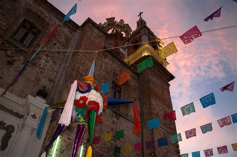 Christmas Traditions in Mexico: How Xmas is Celebrated - Jacobs Christmas