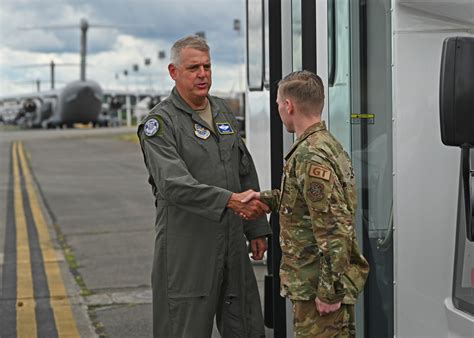 AMC leadership sees firsthand America’s Airlift Wing capes | Article ...