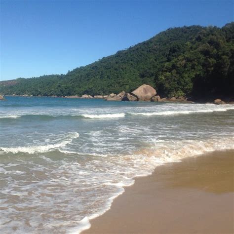 SAMBLUMBA HOSTEL (Trindade) - Hostel Reviews, Photos, Rate Comparison ...