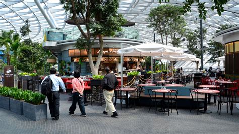 Best Things To Do At Singapore Airport (Changi Airport Layover) 2024
