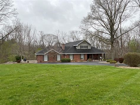 15 Riverpoint Rd, Hannibal, MO 63401 | MLS# 24019821 | Trulia