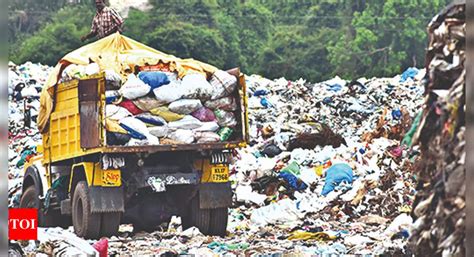 Kochi: Kochi Facing Mounting Waste Crisis | Kochi News - The Times of India