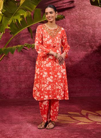 DIY Fashion: Effortless Alteration Hacks to Perfect Your Ethnic Wear ...