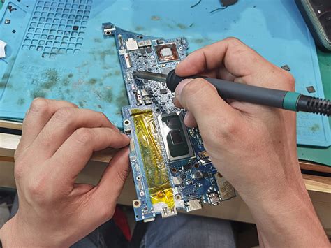Computer Repair Focus 的图像结果