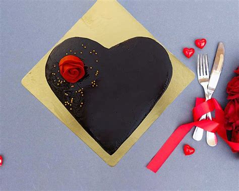 Belgian Chocolate Valentine Cake – Bookmycake
