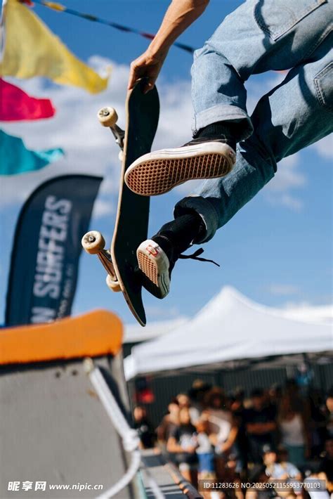 空中滑板 的图像结果