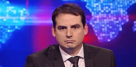 24 minuta: U Parizu kula, u Londonu Big Ben, u Kraljevu – semafor - B92