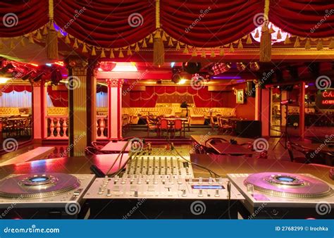 Nightclub dance floor stock image. Image of disc, entertainment - 2768299