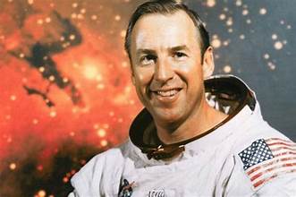 Jim Lovell