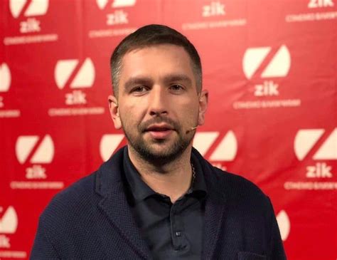 Где сейчас Василий Апасов в 2025-2026 ? Куда делся и пропал?