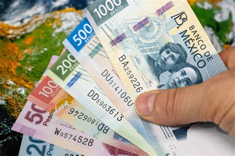 Mexican Peso (MXN) Currency Guide | Remitly