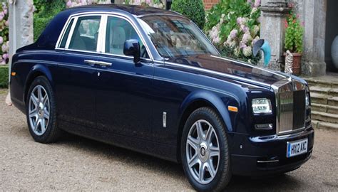 ভারতের সবচেয়ে দামী গাড়ি | News in Bengali