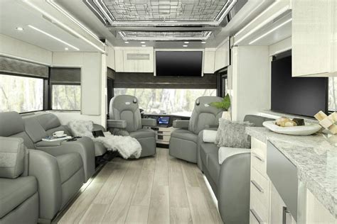Newmar's 2022 King Aire luxury motor coach | Newmar