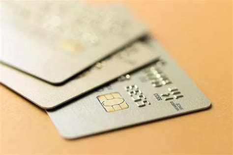 关于信用卡（普卡、金卡和白金卡）的选择？以及如何申请 - 知乎