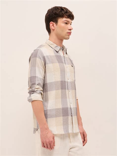 Men Buffalo Checks Casual Shirt – FYVA