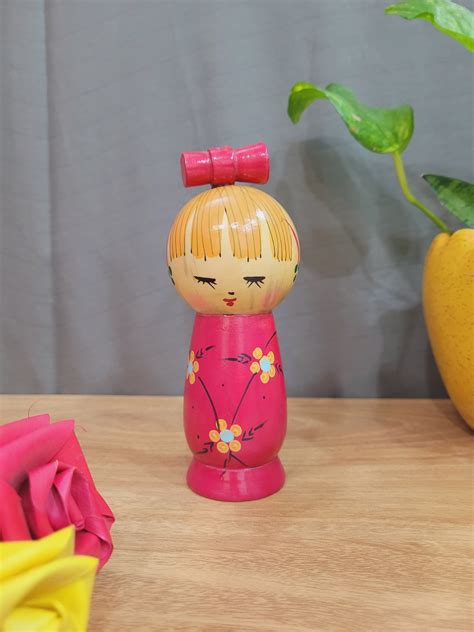 Japanese single Doll Show piece Home table decor – Smris