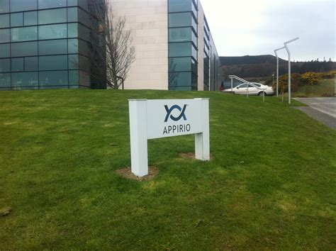 Building Signage Name Example 的图像结果