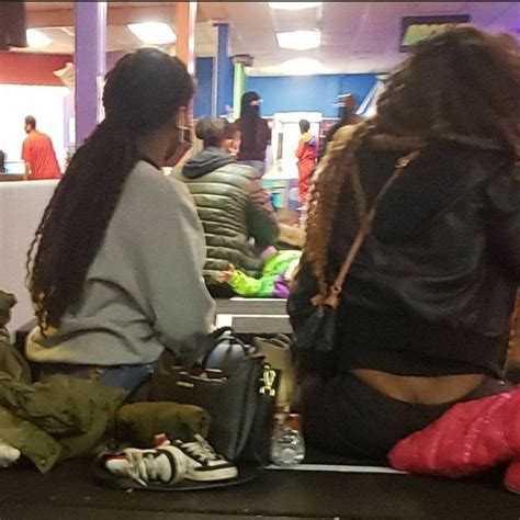 butt crack girls | Alex Thomas | Flickr