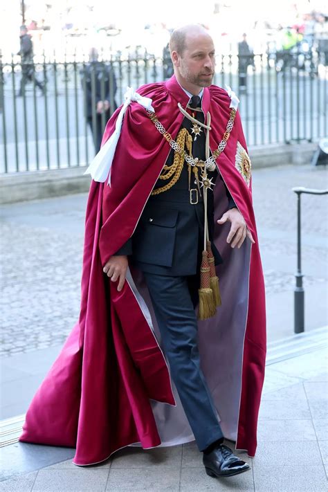 Prince William and King Charles show united front after Harry bombshell in rare joint outing ...