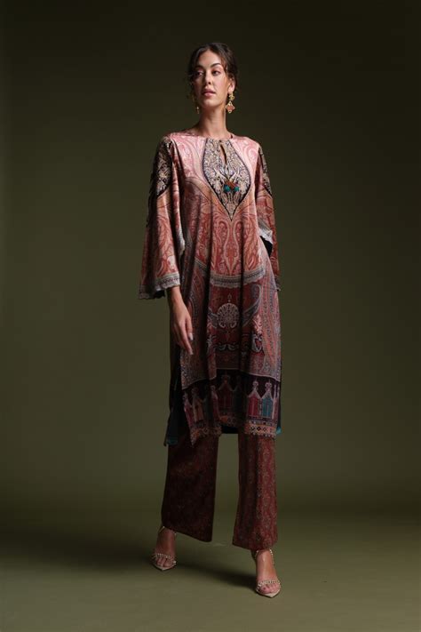 Winter Kurtis - Printed Kurti, Trendy Kurtis for Winter, Kurtis for ...