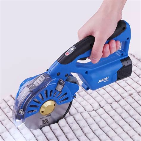 Go Bolt Electric Fabric Cutter Videos 的图像结果