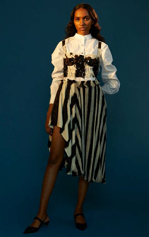 7 Lessons in Layering Your Outfits like a Pro - Features