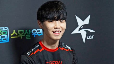 Griffin's Chovy on his ridiculous KDA of 104 and the strength of his ...