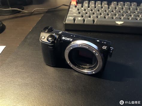 First Impressions: Sony NEX 5r - The Phoblographer