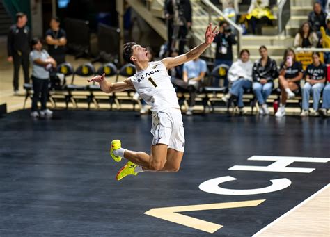 The 'Moni Effect' - Larry Hamel's All Volleyball!